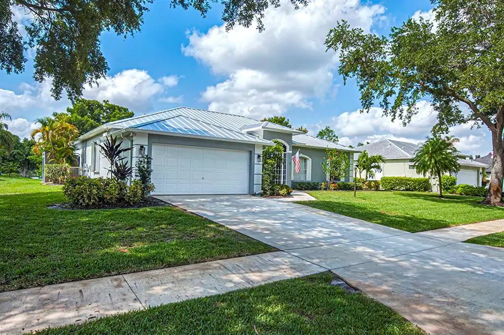 Vero Beach, FL 32968,514 53rd Sq