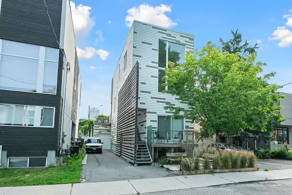 West Centre Town, ON K1Y 1T5,67 Pinhey ST