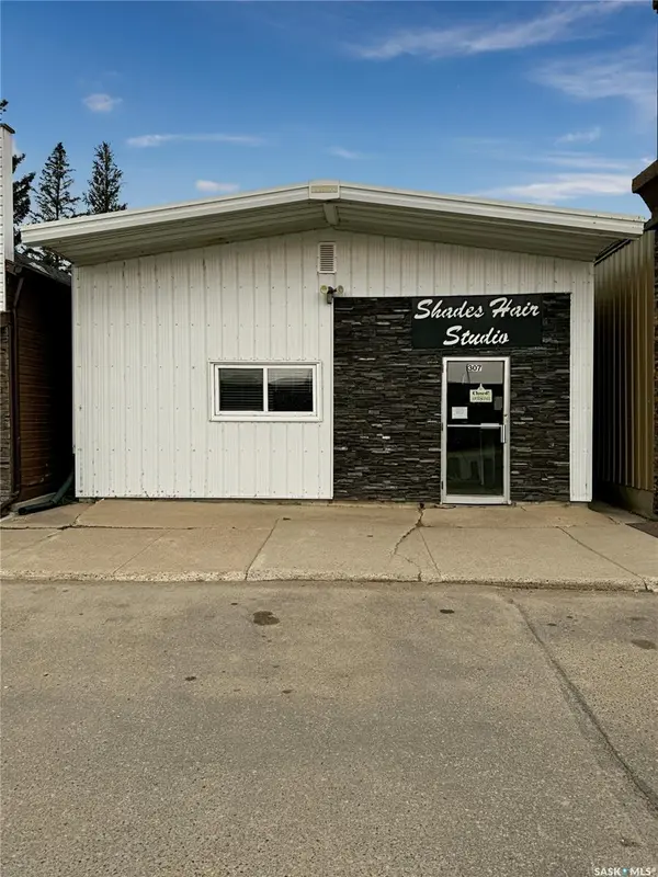 307 Main STREET, Hague, SK S0K 1X0