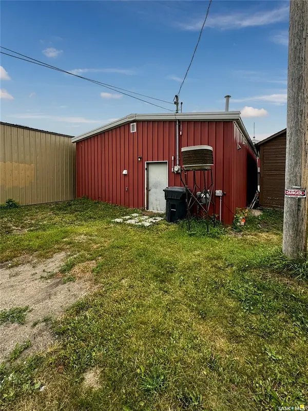 307 Main STREET, Hague, SK S0K 1X0