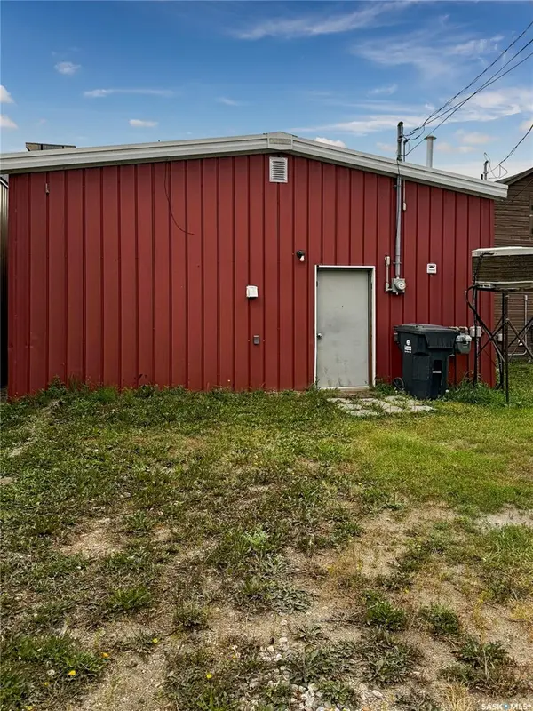 307 Main STREET, Hague, SK S0K 1X0