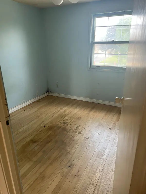 Stratford, ON N5A 3B6,237 Willow ST E