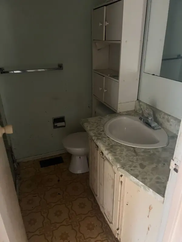 Stratford, ON N5A 3B6,237 Willow ST E