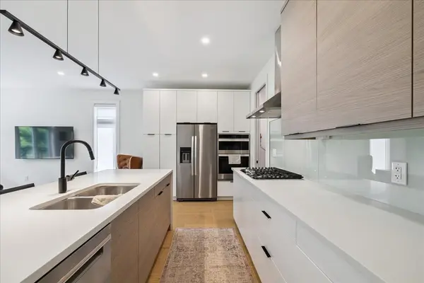 Niagara Falls, ON L2G 0Z5,9150 Willoughby DR #23