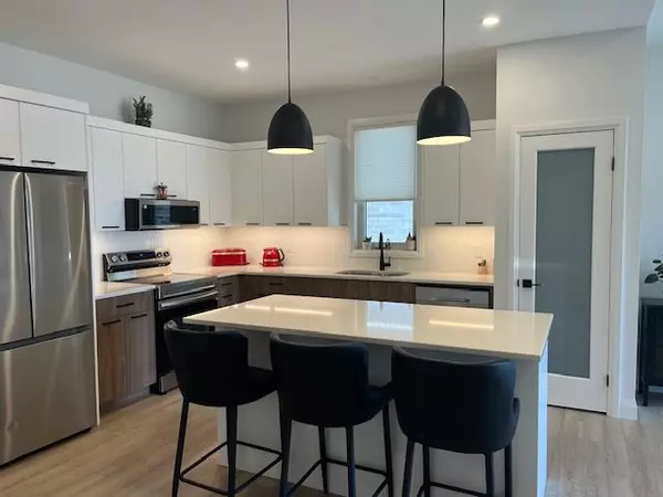 Tillsonburg, ON N4G 0K3,23 Martin ST