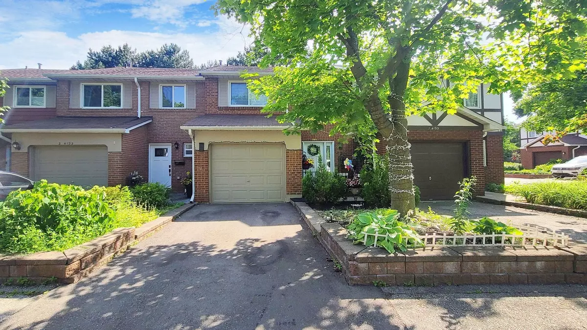 Burlington, ON L7L 5J9,4193 Longmoor DR #2