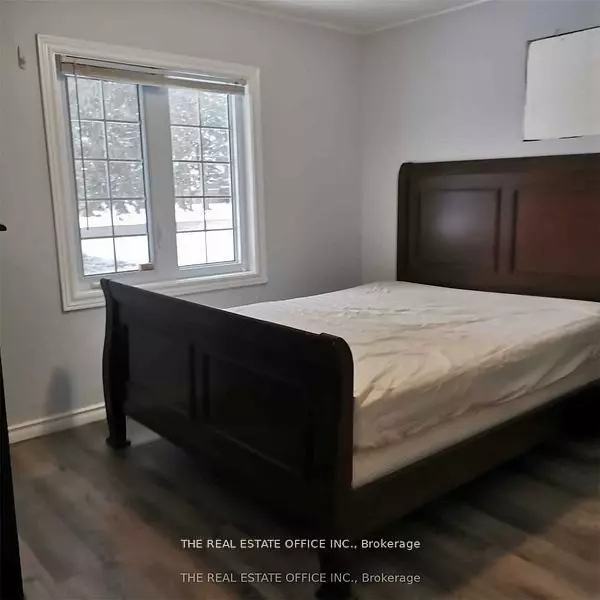 Innisfil, ON L0L 1W0,1274 Killarney Beach RD S