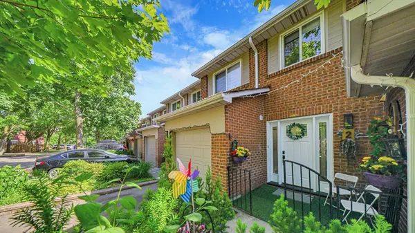 Burlington, ON L7L 5J9,4193 Longmoor DR #2