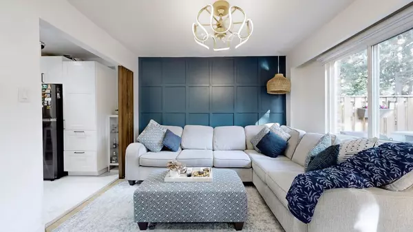 Burlington, ON L7L 5J9,4193 Longmoor DR #2