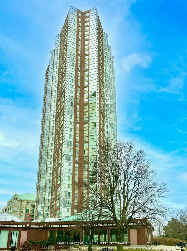 7 Concorde PL #212, Toronto C13, ON M3C 3N4
