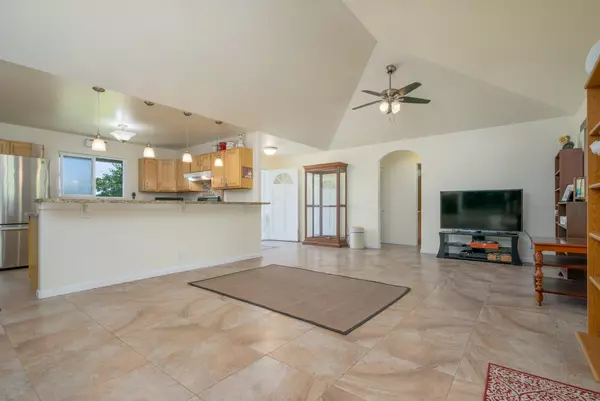 15-1692 24TH AVE, Keaau, HI 96749