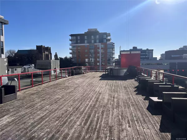 Victoria, BC V8W 1H8,838 Fort St #230