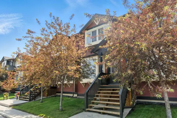 Airdrie, AB T4B 0L1,2066 Luxstone BLVD SW #803