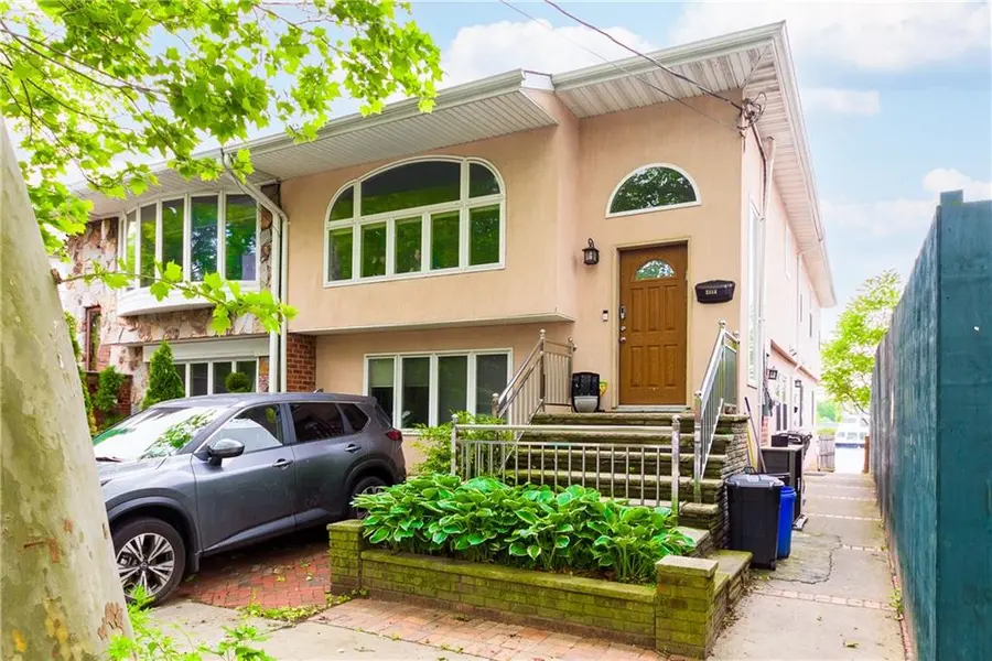 2222 National DR, Brooklyn, NY 11234