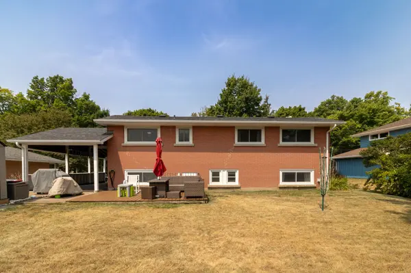 Brockville, ON K6V 1S4,53 Crawford ST