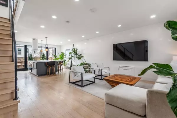 Brooklyn, NY 11237,1712 Dekalb AVE