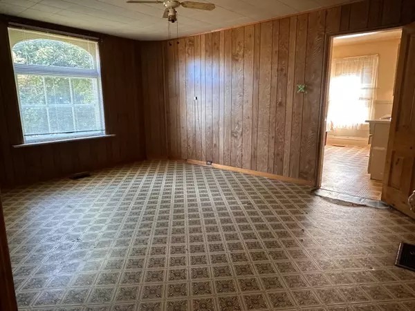 Collingwood, ON L9Y 1N3,360 ONTARIO ST