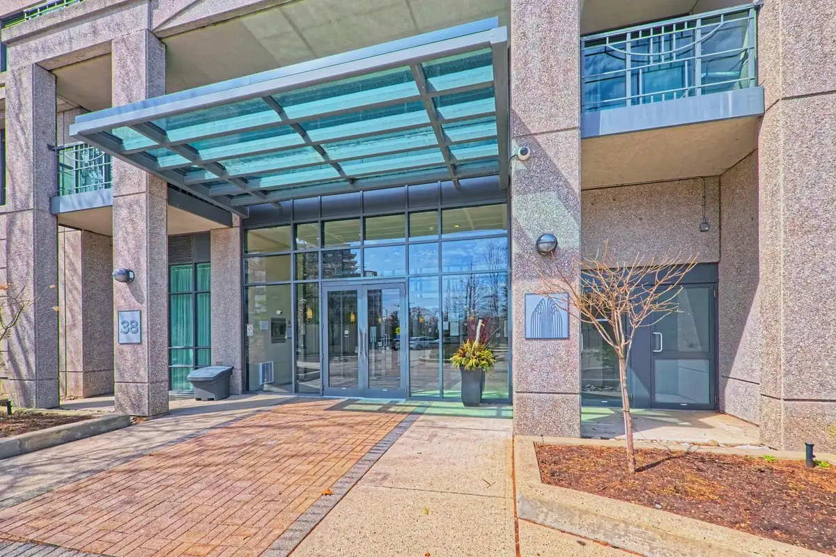 Toronto W08, ON M9A 5H5,38 Fontenay CT #Suite 1309