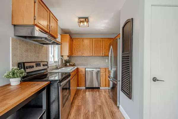 Barrie, ON L4N 6Z6,40 Grasett CRES