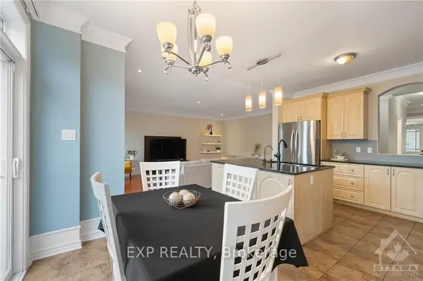 Orleans - Cumberland And Area, ON K4A 0H2,82 Branthaven ST