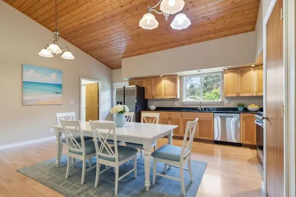 19-4108 HAUNANI RD, Volcano, HI 96785