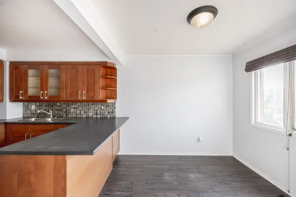 Pickering, ON L1X 2N6,1475 Major Oaks RD