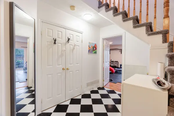 Kanata, ON K2L 4G9,97 Castle Glen CRES