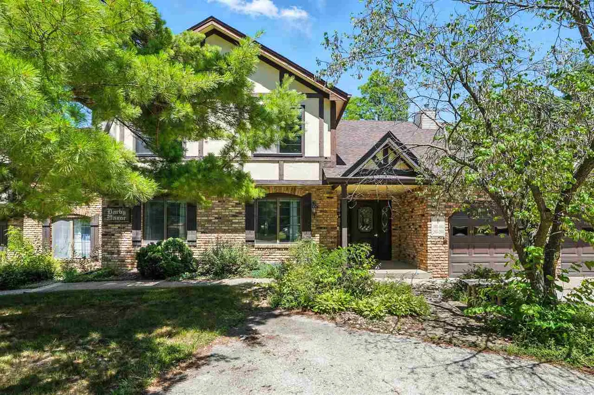 1512 1st Ave. #203D, IA 52241