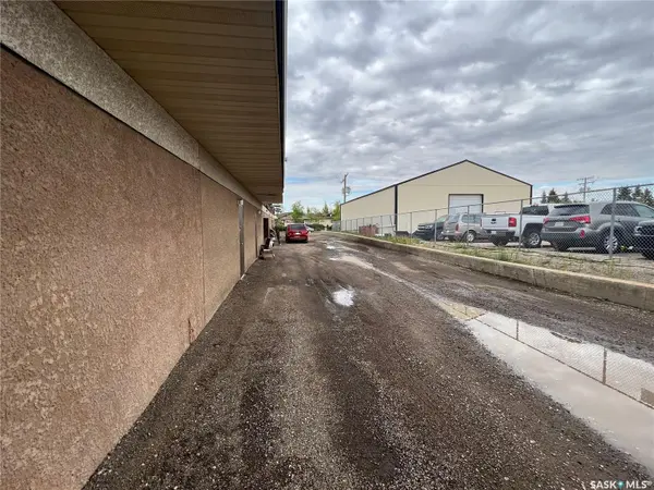 385 Broadway STREET E #13, Yorkton, SK S3N 3Z3