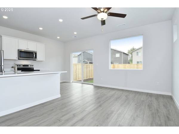 1329 NE CLARK AVE, Battle Ground, WA 98604