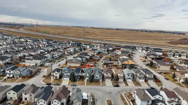 Calgary, AB T3K 0J5,8 Covecreek Close NE