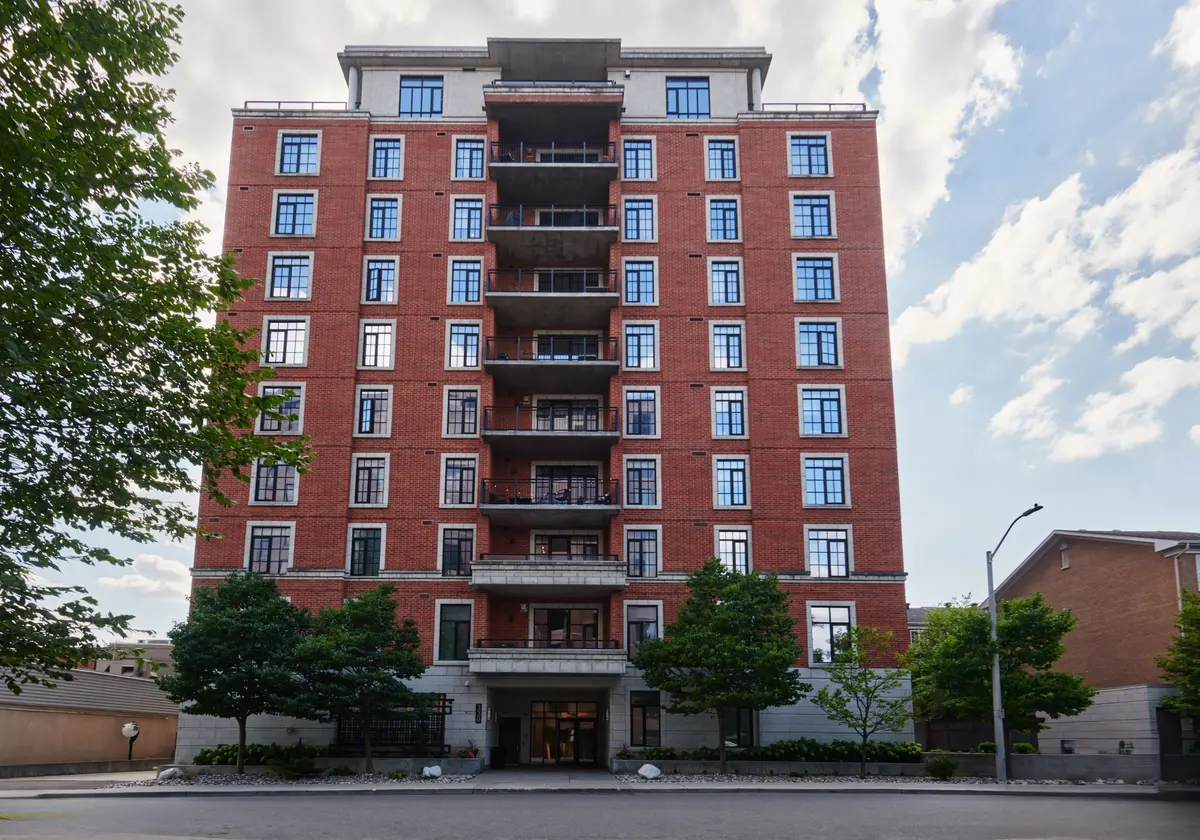 Dows Lake - Civic Hospital And Area, ON K1S 4E8,330 Loretta AVE S #510