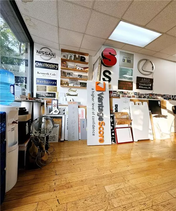 Brooklyn, NY 11204,6221 20th AVE