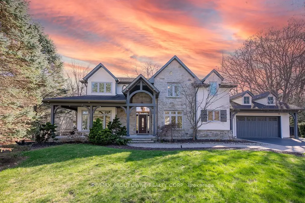 Oakville, ON L6J 7W6,116 Parkwood CT