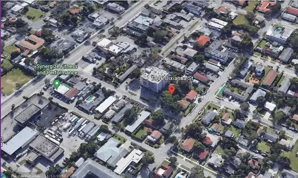 Hollywood, FL 33020,1846 Dixieanna St