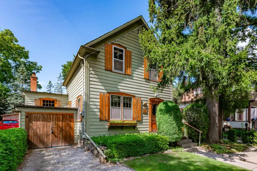 Burlington, ON L7R 3B2,314 Delaware AVE