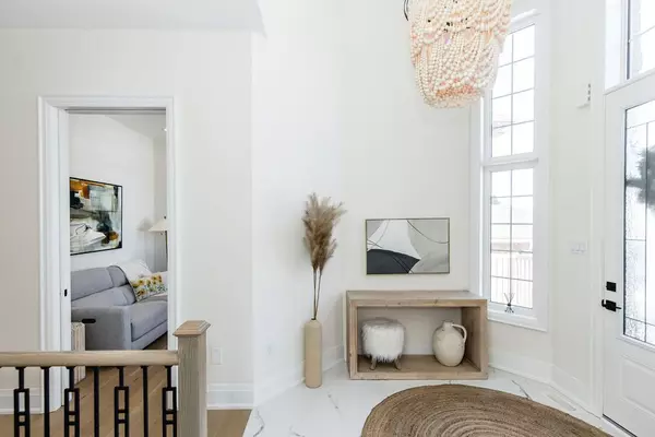 Barrie, ON L4N 5S4,27 Muirfield DR