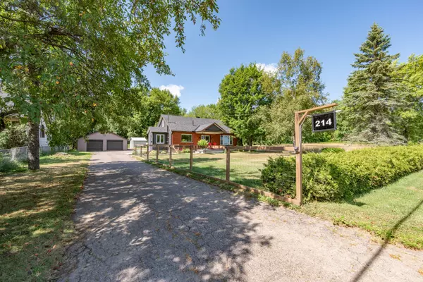 Laurentian Valley, ON K8A 7B3,214 Golf Course RD