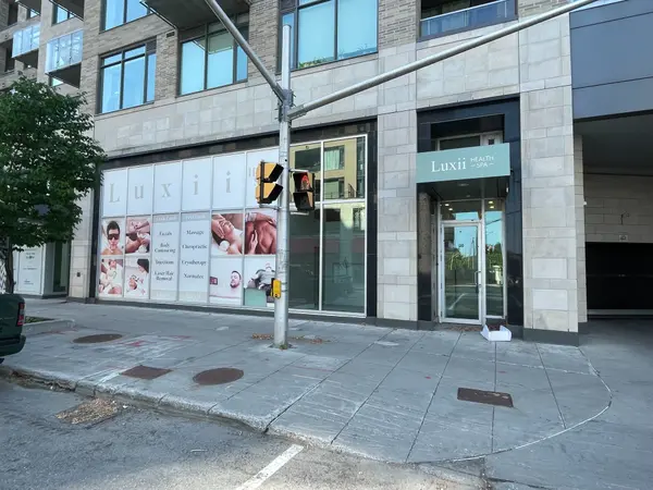 Westboro - Hampton Park, ON K1Z 0A6,108 Richmond RD