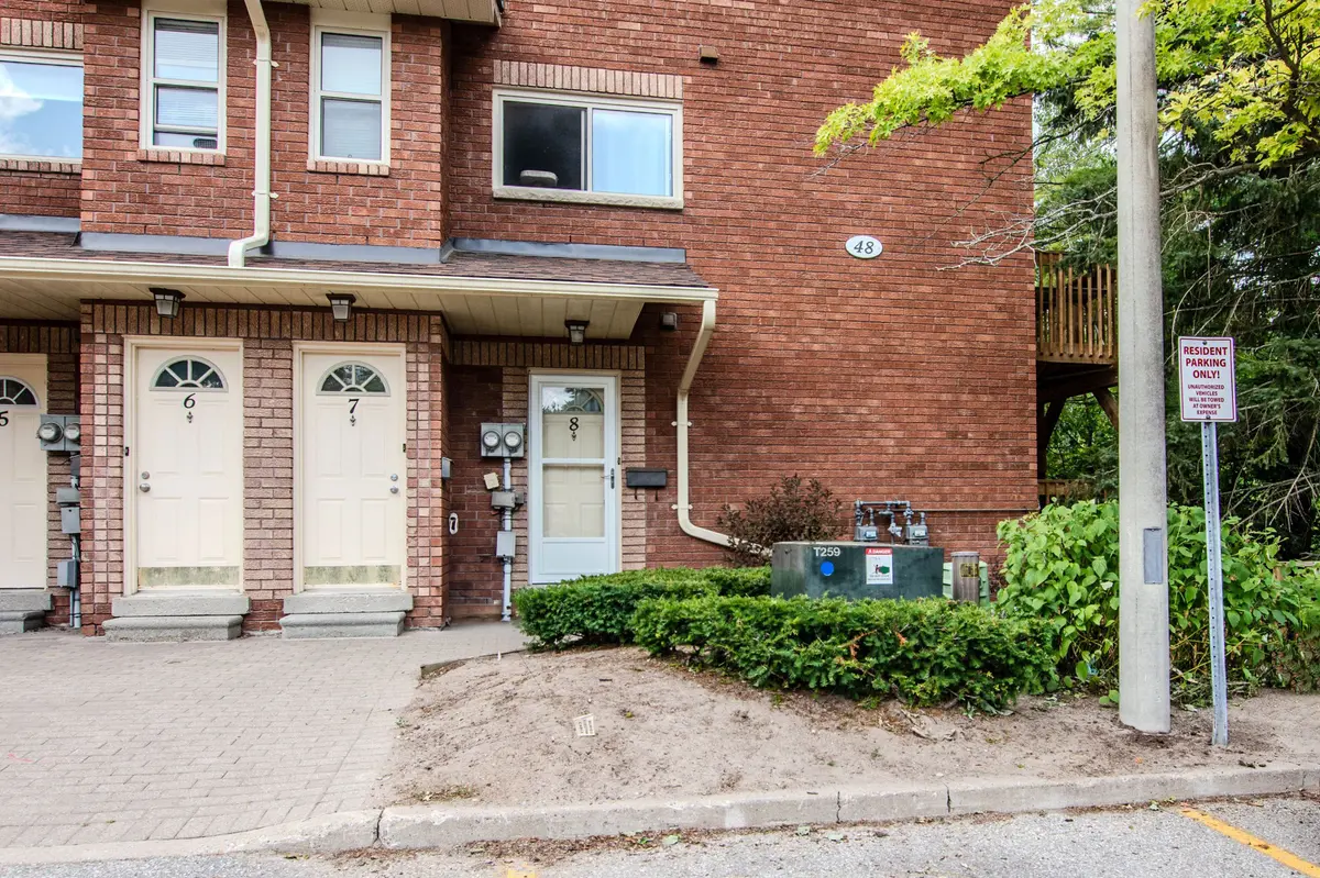 Barrie, ON L4N 7K6,48 Shadowood RD #8