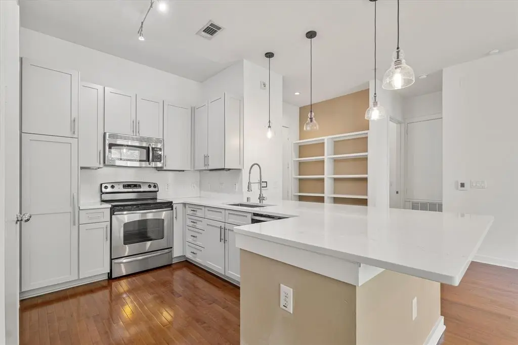 Dallas, TX 75204,2950 Mckinney Avenue #219