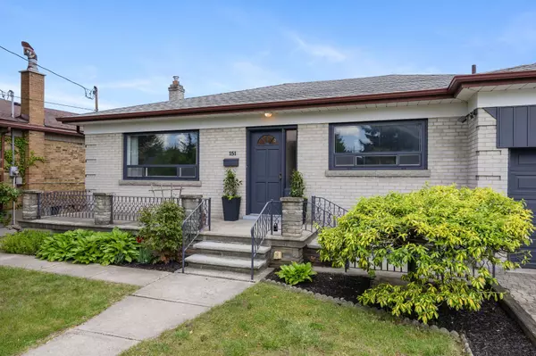 Toronto C04, ON M6A 1N3,151 Ranee AVE