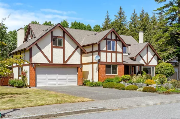 Oak Bay, BC V8P 5N2,3152 Wessex Close