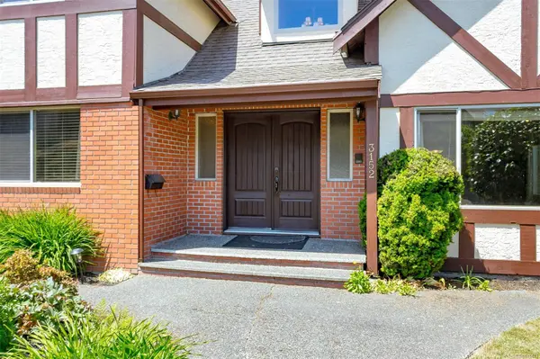 Oak Bay, BC V8P 5N2,3152 Wessex Close