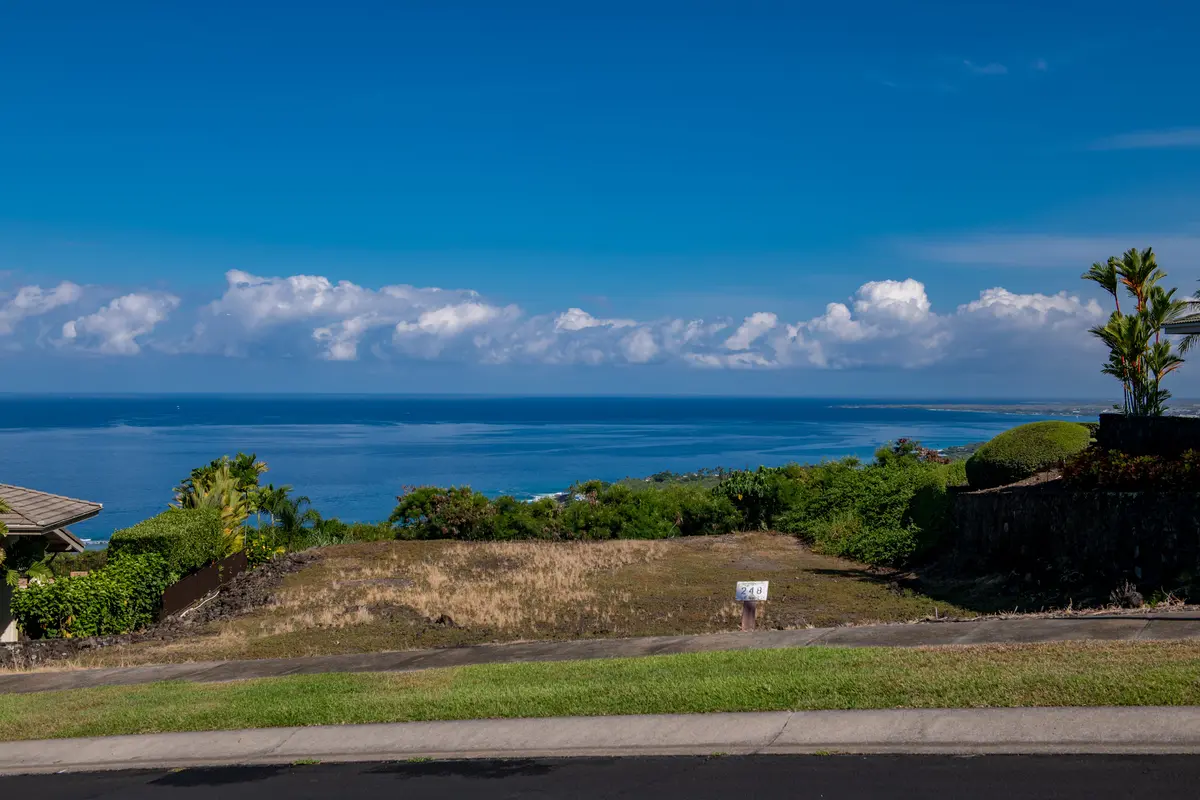 KIAAINA ST, Kailua-kona, HI 96740