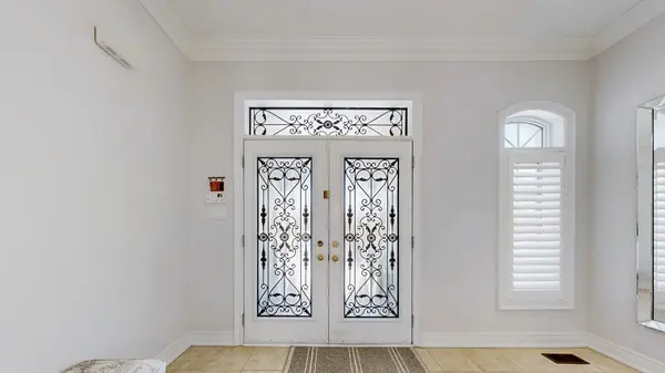 197 Israel Zilber DR, Vaughan, ON L6A 0L3