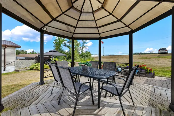 Otonabee-south Monaghan, ON K0L 2G0,18 Edwin CT