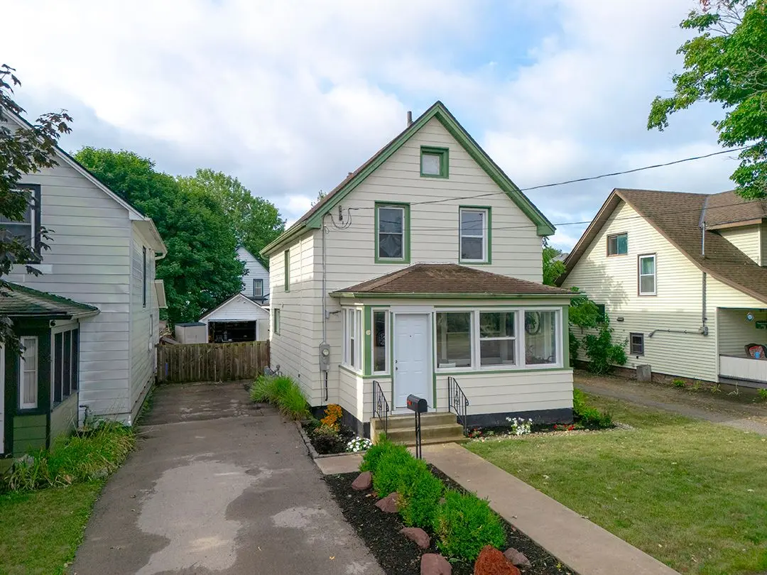 Port Colborne, ON L3K 1K8,35 Cross ST