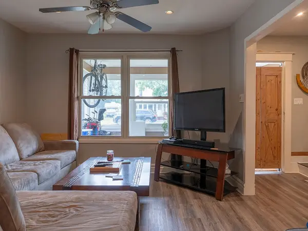 Port Colborne, ON L3K 1K8,35 Cross ST