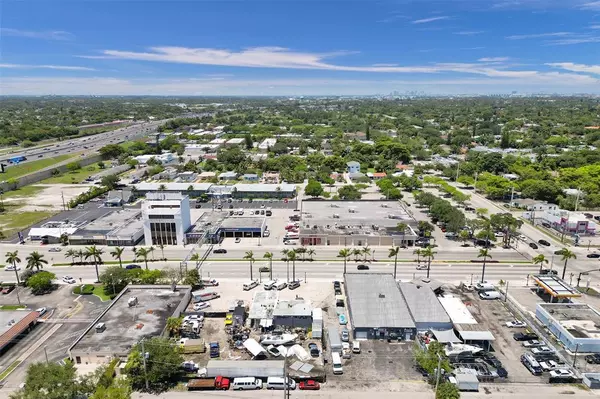 Hollywood, FL 33020,2828 Hollywood Blvd